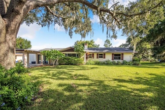 1317 Avenue A SE, Winter Haven, FL 33880