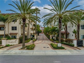 401 Bernard St Unit 208, Costa Mesa, CA 92627