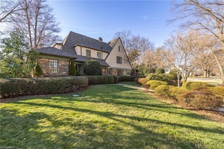 830 Oaklawn Ave, Winston Salem, NC 27104