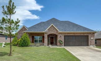 3331 Preston Club Dr, Sherman, TX 75092