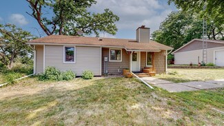 410 1st Place SW, Oronoco, MN 55960