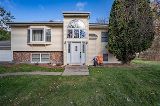 1301 Slate St, Cloquet, MN 55720
