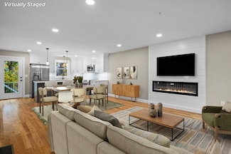 9 Acton Rd Unit 6, Chelmsford, MA 01824