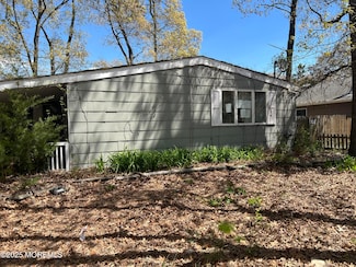 614 Beach Blvd, Forked River, NJ 08731