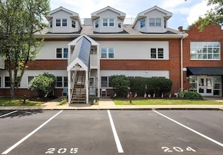 26 School St Unit 205, Hull, MA 02045
