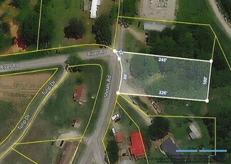 131 River Hill Rd, Enoree, SC 29335