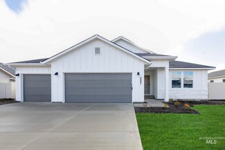 8091 E Bright Angel Dr, Nampa, ID 83687