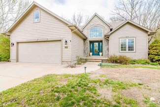 4320 Rebecca Ln, Wamego, KS 66547