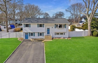 Undisclosed Address St, Port Jefferson Station, NY 11776