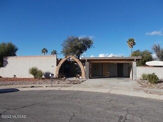 9341 E Betsy Place, Tucson, AZ 85710