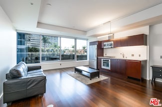 1155 S Grand Ave Unit 713, Los Angeles, CA 90015