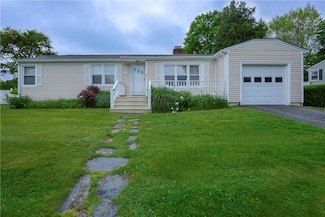 44 Dudley Ave, Newport, RI 02840