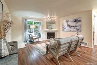 21311 52nd Ave W Unit E129, Mountlake Terrace, WA 98043