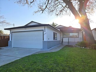1182 Walnut St, San Carlos, CA 94070