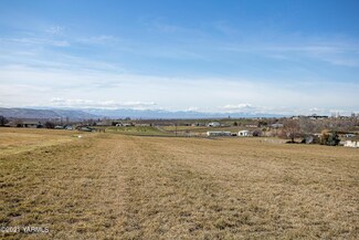 NNA Deeringhoff Rd, Moxee, WA 98936