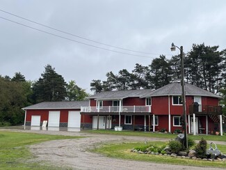 550 E North St, Edmore, MI 48829