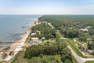 2192 Highway 98 E, Carrabelle, FL 32322