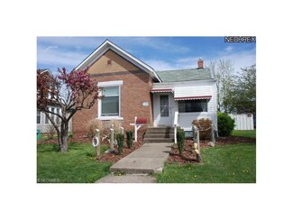 182 High St, Roseville, OH 43777