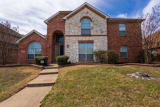 7101 Bickers Dr, Rowlett, TX 75089