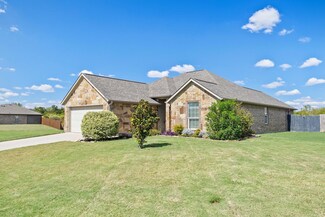 1504 Nathan Cir, Greenville, TX 75402