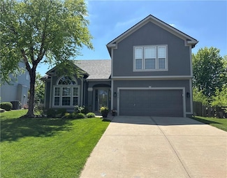 18461 W 157th St, Olathe, KS 66062