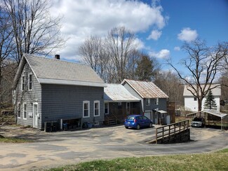 67 Vine St, Brattleboro, VT 05301