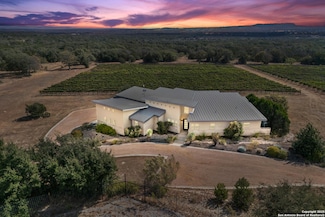 1758 Lincoln Smith Rd, Round Mountain, TX 78663