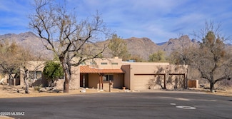 8531 E Amethyst Ln, Tucson, AZ 85750