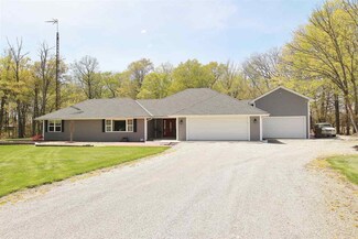 1469 N 800 E, Avilla, IN 46710