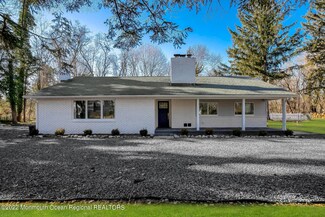 33 New St, Colts Neck, NJ 07722