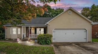 204 Aldridge Ln, Archdale, NC 27263