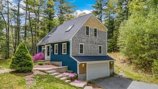 419 Elm St, Kingston, MA 02364