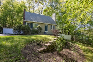 1343 Baldwin Hill Rd, Gales Ferry, CT 06335