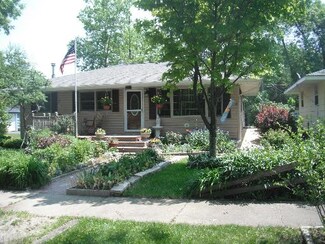 1707 Galilee Ave, Zion, IL 60099