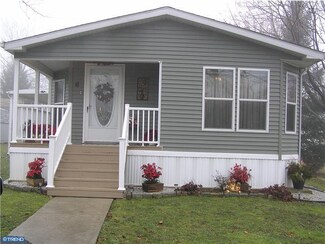 6 Longridge Ct, Bath, PA 18014