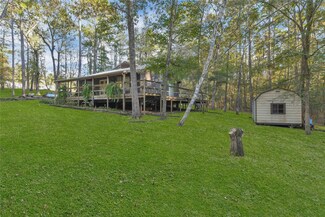44 Debbie Ct, Coldspring, TX 77331