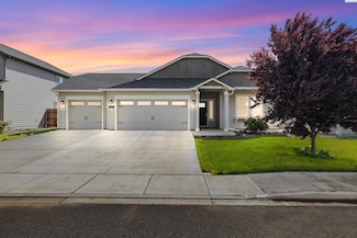 6117 Rockrose Ln, Pasco, WA 99301