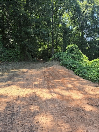 505 Stevenson Rd, Starr, SC 29684