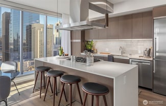 800 Columbia St Unit 303, Seattle, WA 98104