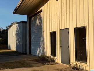 3223 Martin St S, Cropwell, AL 35054