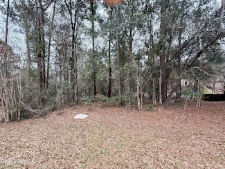 9459 Op La Way, Diamondhead, MS 39525