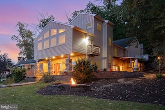 240 Clark Rd, Hershey, PA 17033