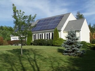 37 Meadow St, Carver, MA 02330