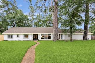 102 Stoney Creek Dr, Houston, TX 77024
