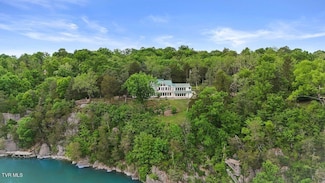 651 Rangewood Rd, Piney Flats, TN 37686