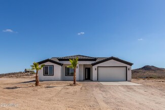 1587 S 391st Ave, Tonopah, AZ 85354