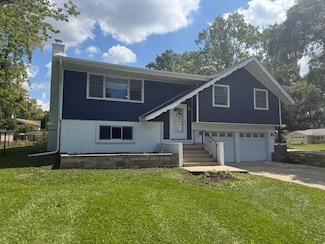 525 Slingerland Dr, Schaumburg, IL 60193