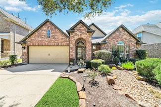 6 Estherwood Place, Magnolia, TX 77354