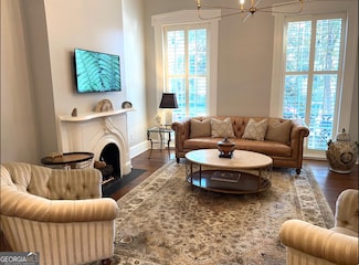 204 E Liberty St, Savannah, GA 31401