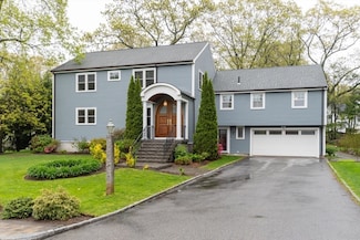 51 Lantern Rd, Belmont, MA 02478